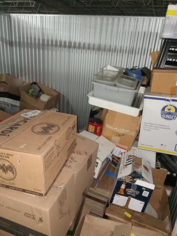 Storage Unit Auction in Des Plaines, IL at Safeguard Self Storage Des